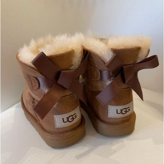 アグ(UGG)のUGG ムートンブーツ　リボン　16cm(ブーツ)