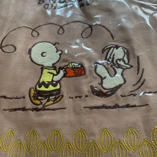 PEANUTS(ピーナッツ)のスヌーピー　刺繍キャンバスマルシェバッグ　エコバッグ　未開封 レディースのバッグ(エコバッグ)の商品写真