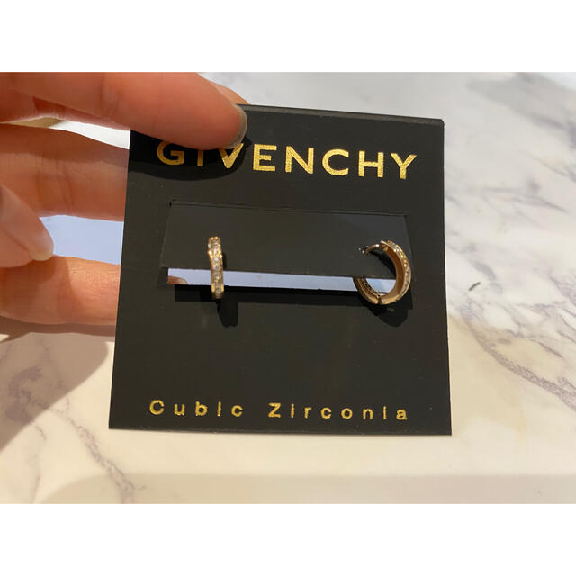 GIVENCHY(ジバンシィ)のGIVENCHY パヴェクリスタル フープ ピアス★ゴールド メンズのアクセサリー(ピアス(両耳用))の商品写真