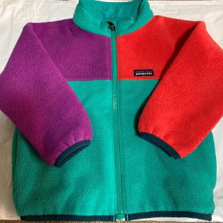 パタゴニア(patagonia)のパタゴニア　リバーシブル　アウター　美品！(ジャケット/上着)