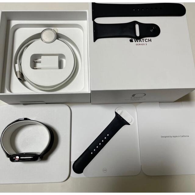 Apple(アップル)のAppleWatch 3 GPS+Cellular ブラックステンレス 42mm メンズの時計(腕時計(デジタル))の商品写真