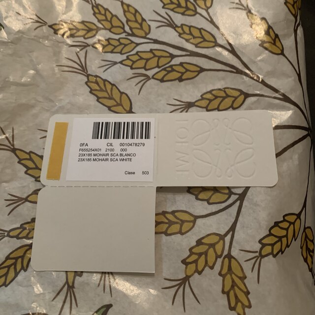 LOEWE 新品 未使用 LOEWE モヘア マフラー ホワイトの通販 by mei's
