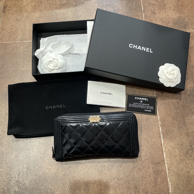 送料無料/新品】 CHANEL - CHANEL 長財布 ボーイシャネル 財布