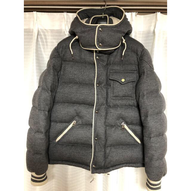 MONCLER  BRESLE ブレスル　グレー　国内正規品　サイズ1ジャケット/アウター