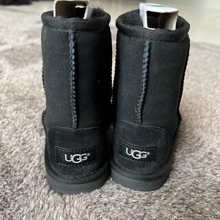 アグ(UGG)のUGG ブーツ　新品　ブラック　17.5cm(ブーツ)