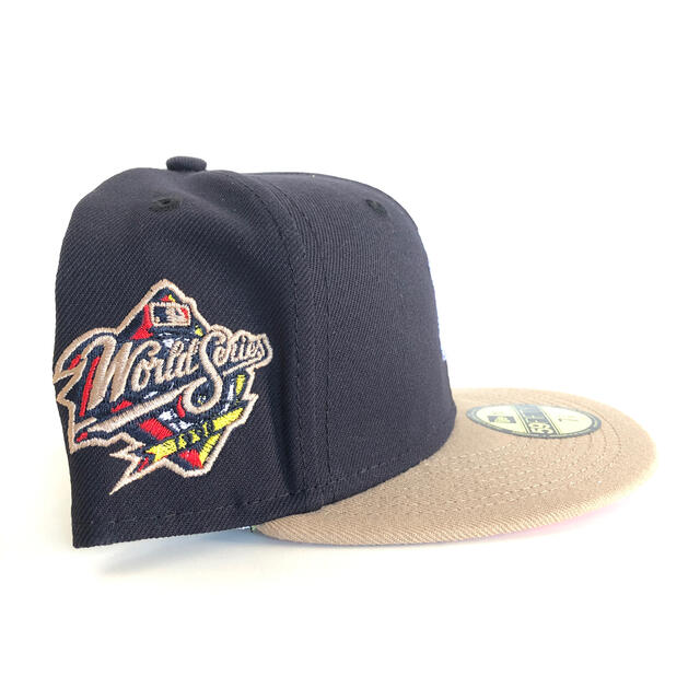 NEW ERA(ニューエラー)のツバ裏ピンク New Era Cap 5/8 ニューエラ ヤンキース キャップ メンズの帽子(キャップ)の商品写真