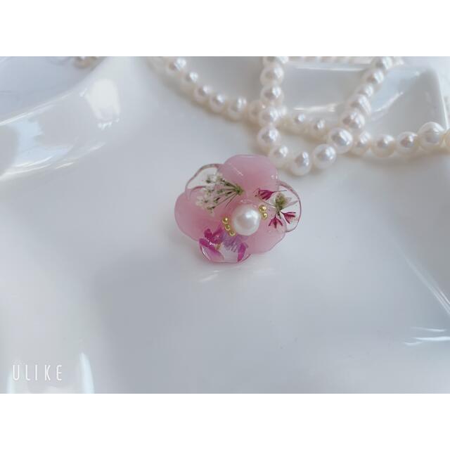 Flower／お花型のピンクなリング／指輪 ハンドメイドのアクセサリー(リング)の商品写真