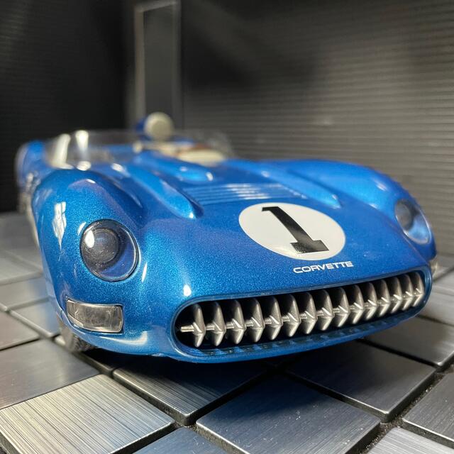 激レア未展示品 オートアート 1/18 シボレー コルベット SS 1957 激レア未展示品 オートアート 1/18 シボレー コルベット SS 1957