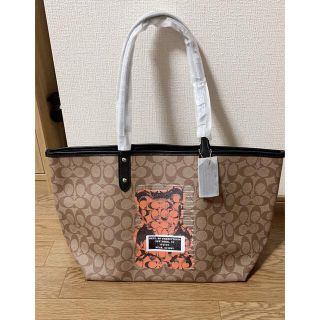 コーチ(COACH)のcoach ガミーベア　リバーシブルトートバック(トートバッグ)