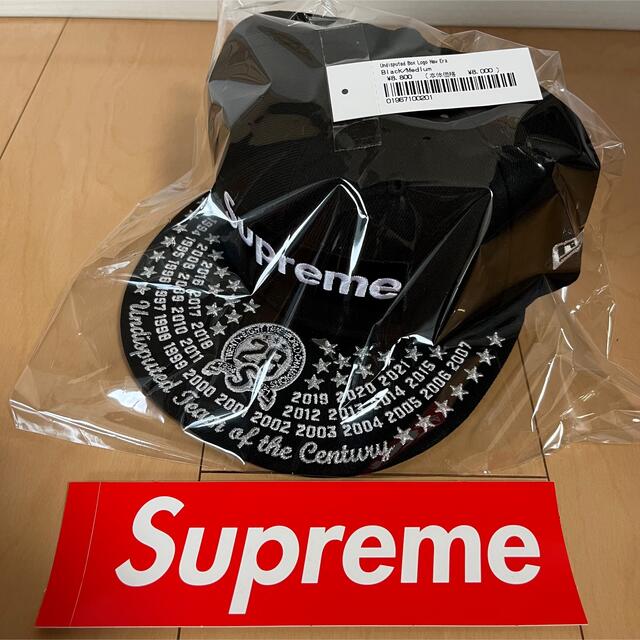 supreme undisputed box logo newera 7-3/8