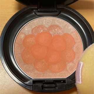 オーブクチュール(AUBE couture)の425 オレンジ デザイニングパフチーク (ケース込み)(チーク)