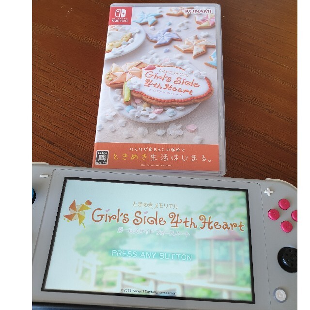 Nintendo Switch(ニンテンドースイッチ)の即日発送 ときめきメモリアル Girl's Side 4th Heart 通常版 エンタメ/ホビーのゲームソフト/ゲーム機本体(家庭用ゲームソフト)の商品写真