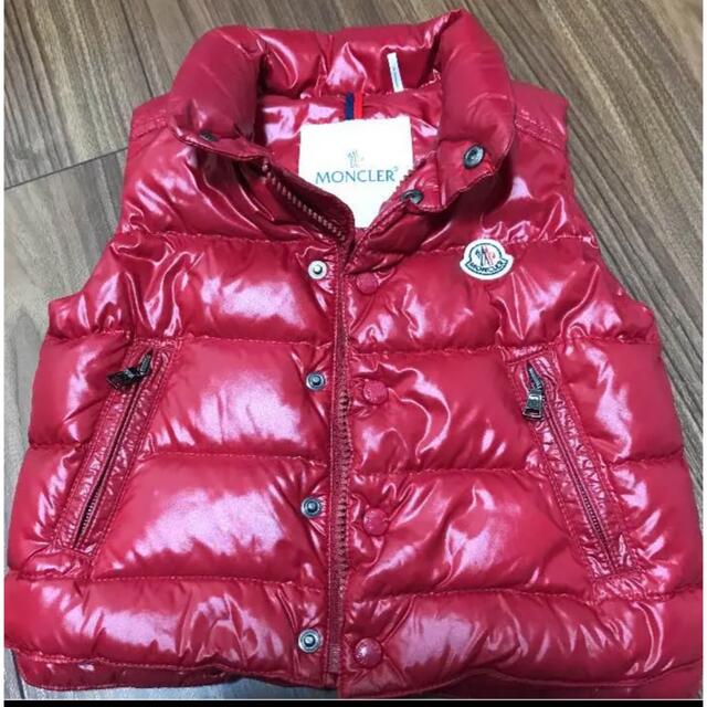 MONCLER(モンクレール)のモンクレール　ベスト キッズ/ベビー/マタニティのベビー服(~85cm)(ジャケット/コート)の商品写真