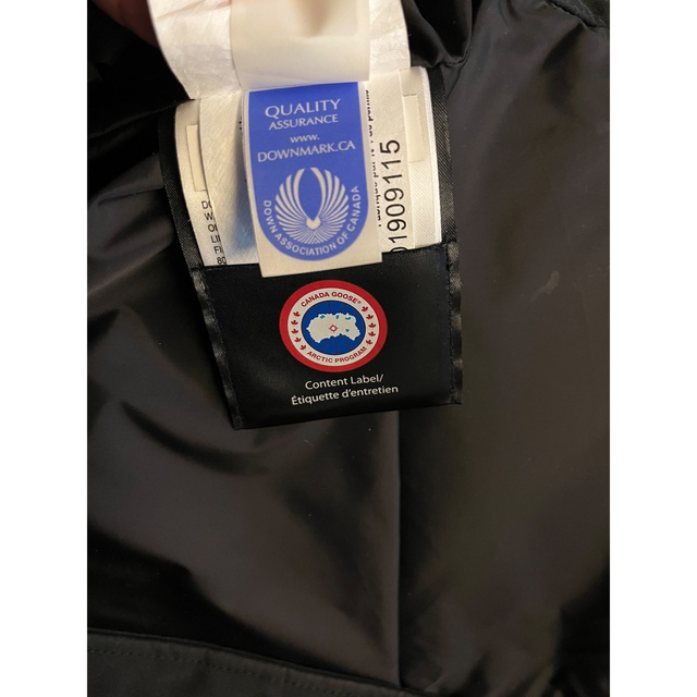 CANADA GOOSE(カナダグース)のカナダグース　ダウンジャケット メンズのジャケット/アウター(ダウンジャケット)の商品写真