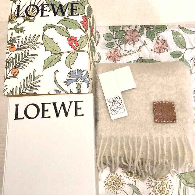 【新品　正規品】LOEWE ロエベ　マフラー　モヘア　アナグラム　ホワイトマフラー