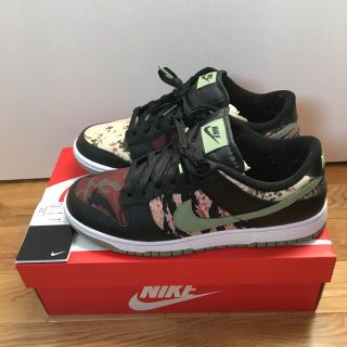 ナイキ(NIKE)のDUNK LOW SE BLACK MULTI-CAMO (スニーカー)