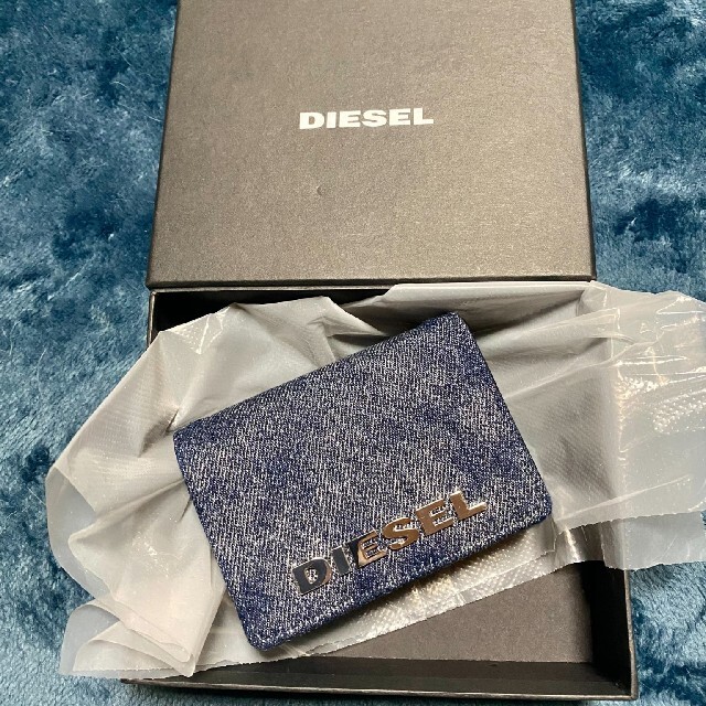 DIESEL(ディーゼル)のDIESEL デニムミニ財布 ウォレット レディースのファッション小物(財布)の商品写真