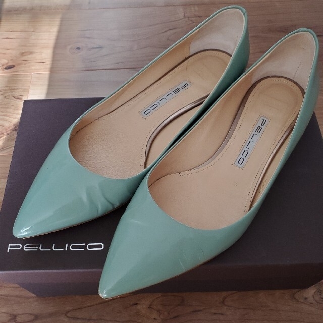 PELLICO(ペリーコ)のペリーコ　パンプス　美品　ミントグリーン レディースの靴/シューズ(ハイヒール/パンプス)の商品写真