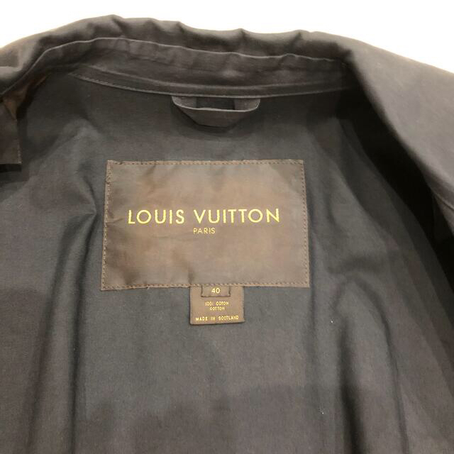 LOUIS VUITTON(ルイヴィトン)のルイヴィトン　トレンチコート40 レディースのジャケット/アウター(トレンチコート)の商品写真