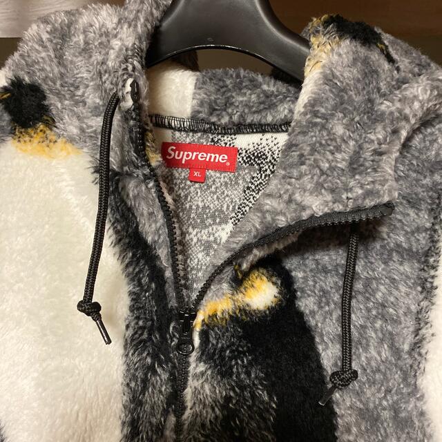 Supreme(シュプリーム)のsupreme penguins hooded fleece jacket メンズのトップス(パーカー)の商品写真