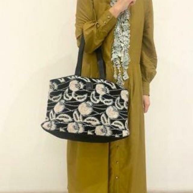 ミナペルホネン☆Wind flower ライババッグ 新品-