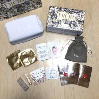 ディオール(Dior)のDior ホリデーコレクション✨ポーチ❤️ミニ香水完売！！現品のみ(コフレ/メイクアップセット)