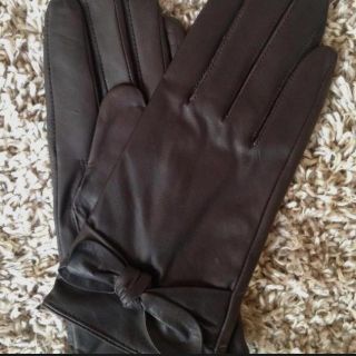 ジャスグリッティー(JUSGLITTY)の新品未使用♡ヤギ革グローブ(手袋)