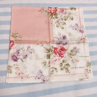 ローラアシュレイ(LAURA ASHLEY)のローラアシュレイ　ハンカチ　ローズ(ハンカチ)