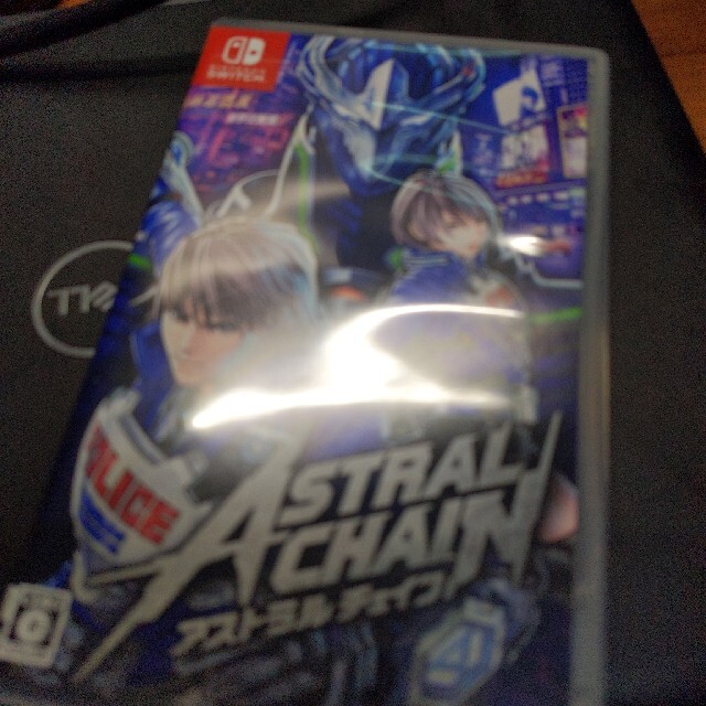 4ASTRAL CHAIN（アストラルチェイン） Switch エンタメ/ホビーのゲームソフト/ゲーム機本体(家庭用ゲームソフト)の商品写真