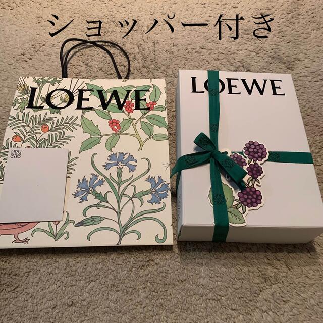 新品　未使用　LOEWE  モヘア　マフラー　ホワイト約23×185cmスペイン製