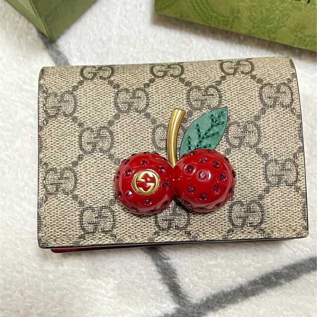 になります Gucci チェリーの通販 by neimy's shop|グッチならラクマ ...