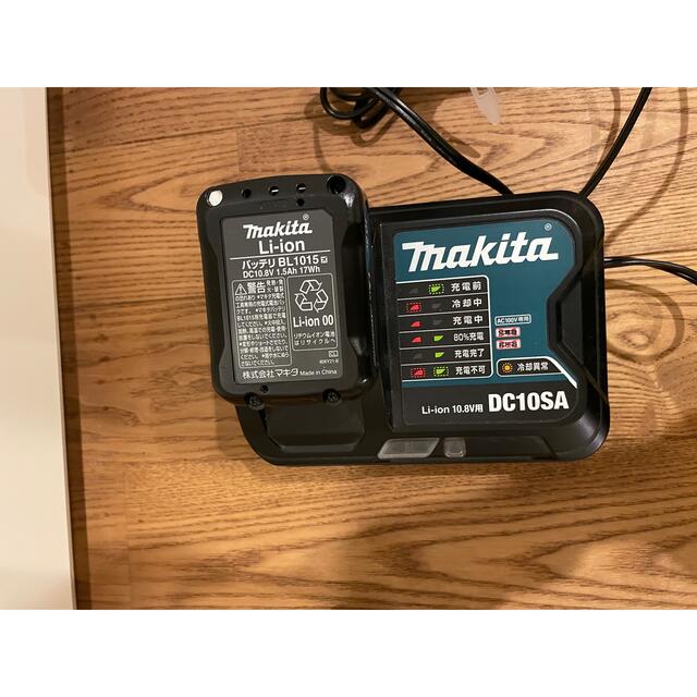 Makita(マキタ)のmakita 充電式クリーナー スマホ/家電/カメラの生活家電(掃除機)の商品写真