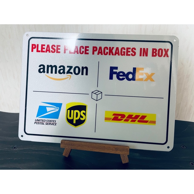 アメリカの激レアサインプレート FedEx Amazon UPS など インテリア/住まい/日用品のインテリア小物(その他)の商品写真