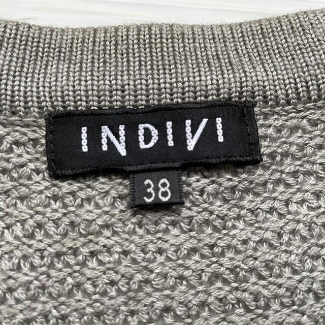 INDIVI(インディヴィ)のINDIVI インディヴィ カーディガン　グレー　38 レディースのトップス(カーディガン)の商品写真