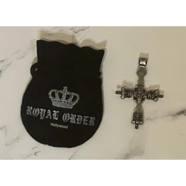 ROYALORDER(ロイヤルオーダー)のROYAL ORDER ロイヤルオーダー ／クロス/ネックレス トップ レディースのアクセサリー(ネックレス)の商品写真