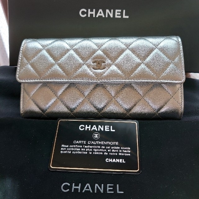 CHANEL 長財布 シルバー 未使用 本命ギフト www.lasempanadas.com.ar