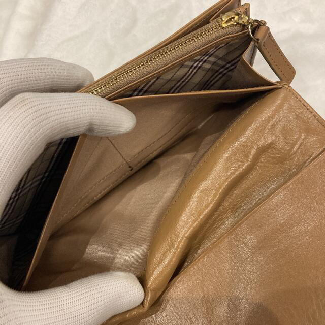 BURBERRY BLUE LABEL(バーバリーブルーレーベル)の【極美品】BURBERRY バーバリー 長財布 レザー スタッズ ノヴァチェック レディースのファッション小物(財布)の商品写真