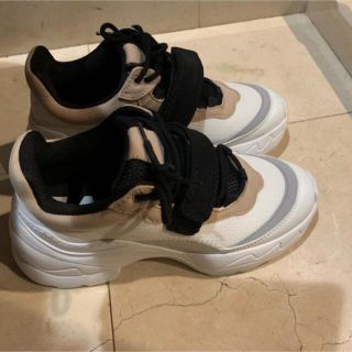 ザラ(ZARA)のZARA スニーカー(スニーカー)