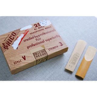 リコ(RICO)のVintage Rico alto sax reeds 3番 25枚入 ②(サックス)