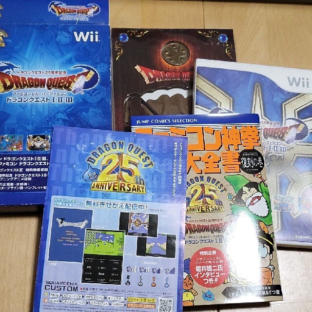 Wii(ウィー)のNintendo Wii 本体 RVL-S-KJ エンタメ/ホビーのゲームソフト/ゲーム機本体(家庭用ゲーム機本体)の商品写真