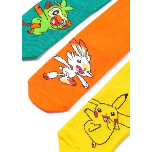 H&M(エイチアンドエム)の新品H&Mポケモン靴下5足セット18〜20cmピカチュウヒバニーメッソン キッズ/ベビー/マタニティのこども用ファッション小物(靴下/タイツ)の商品写真