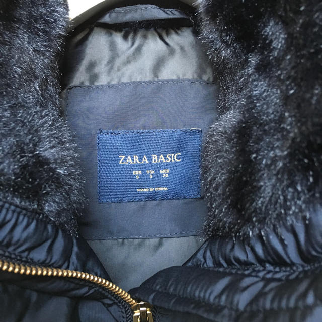 ZARA(ザラ)の【値下げ】ZARA♡ダウンジャケット ネイビー  レディースのジャケット/アウター(ダウンジャケット)の商品写真