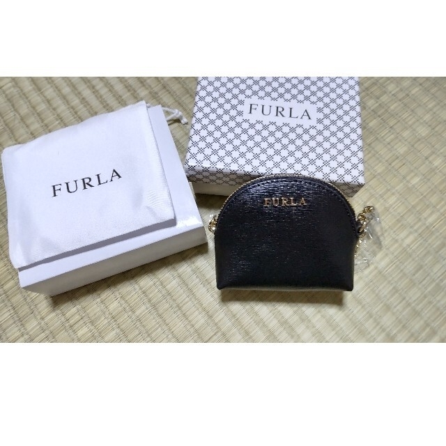 Furla(フルラ)のフルラ ポーチ型チャーム付キーリング レディースのファッション小物(キーホルダー)の商品写真