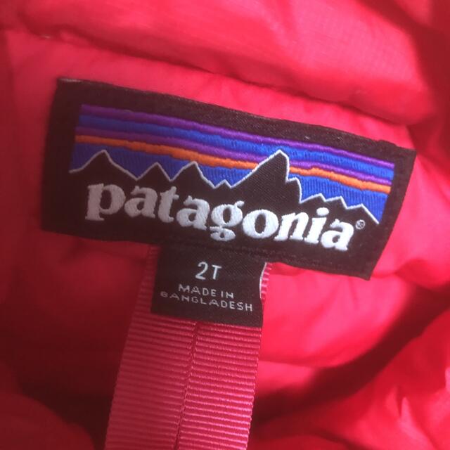 patagonia(パタゴニア)のパタゴニア　ライトダウン　ダウンジャケット　キッズ　ベビー キッズ/ベビー/マタニティのベビー服(~85cm)(ジャケット/コート)の商品写真