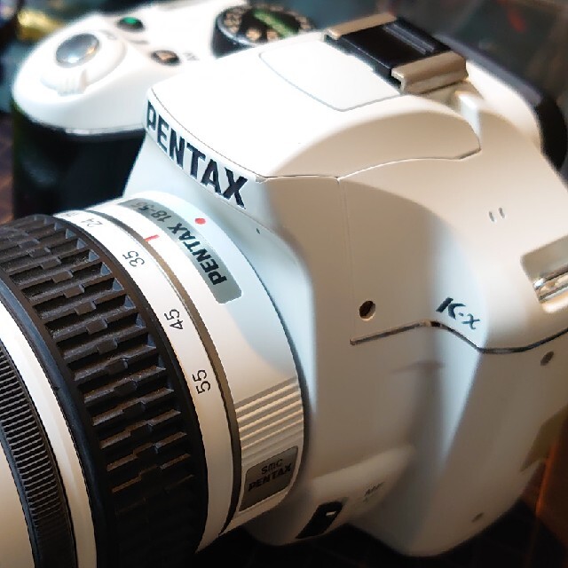PENTAX(ペンタックス)の一眼レフ ペンタックス k-x スマホ/家電/カメラのカメラ(デジタル一眼)の商品写真