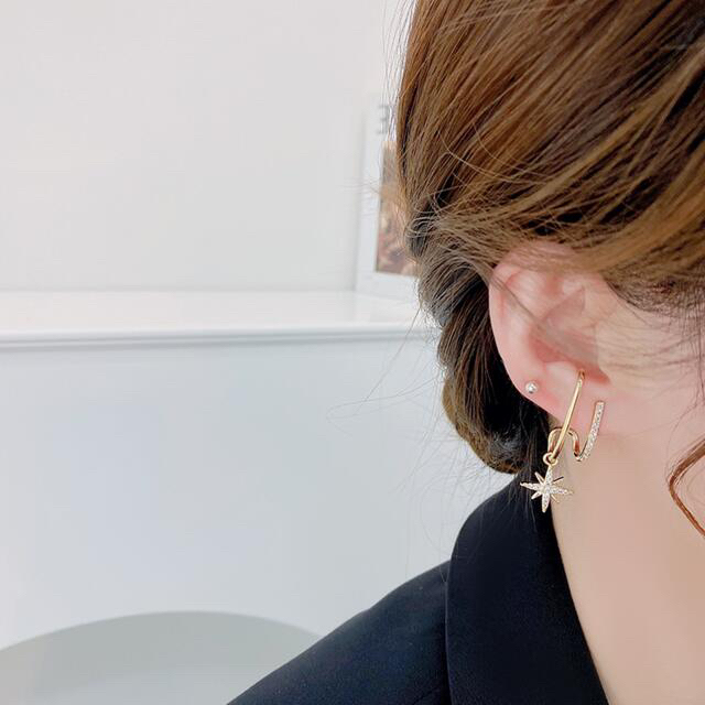 新品 moon star charm pierce 18kgf レディースのアクセサリー(ピアス)の商品写真