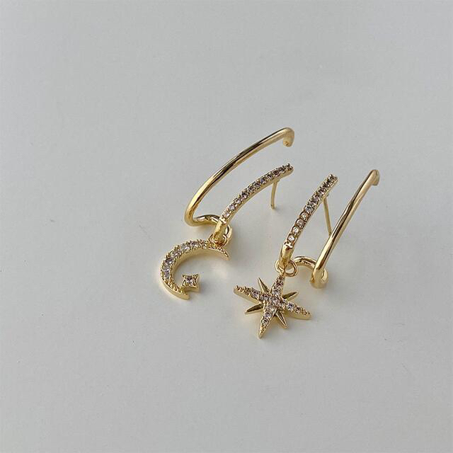 新品 moon star charm pierce 18kgf レディースのアクセサリー(ピアス)の商品写真