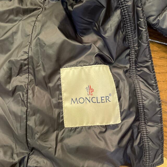 MONCLER(モンクレール)のモンクレール　キッズライトダウン キッズ/ベビー/マタニティのキッズ服女の子用(90cm~)(ジャケット/上着)の商品写真