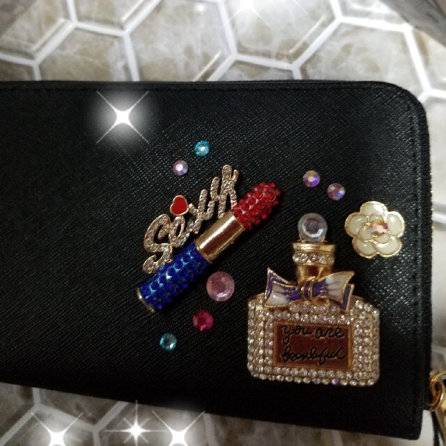 本革リボンPerfumeデコ長財布 レディースのファッション小物(財布)の商品写真