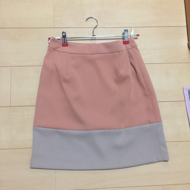anySiS(エニィスィス)の新品バイカラースカート レディースのスカート(ひざ丈スカート)の商品写真